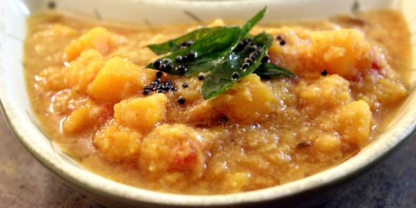 Erissery (Lentil Pumpkin Curry)