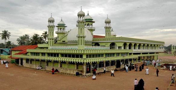 Dargah of Hazrat Shareef ul Madni at Ullal - Mangalore