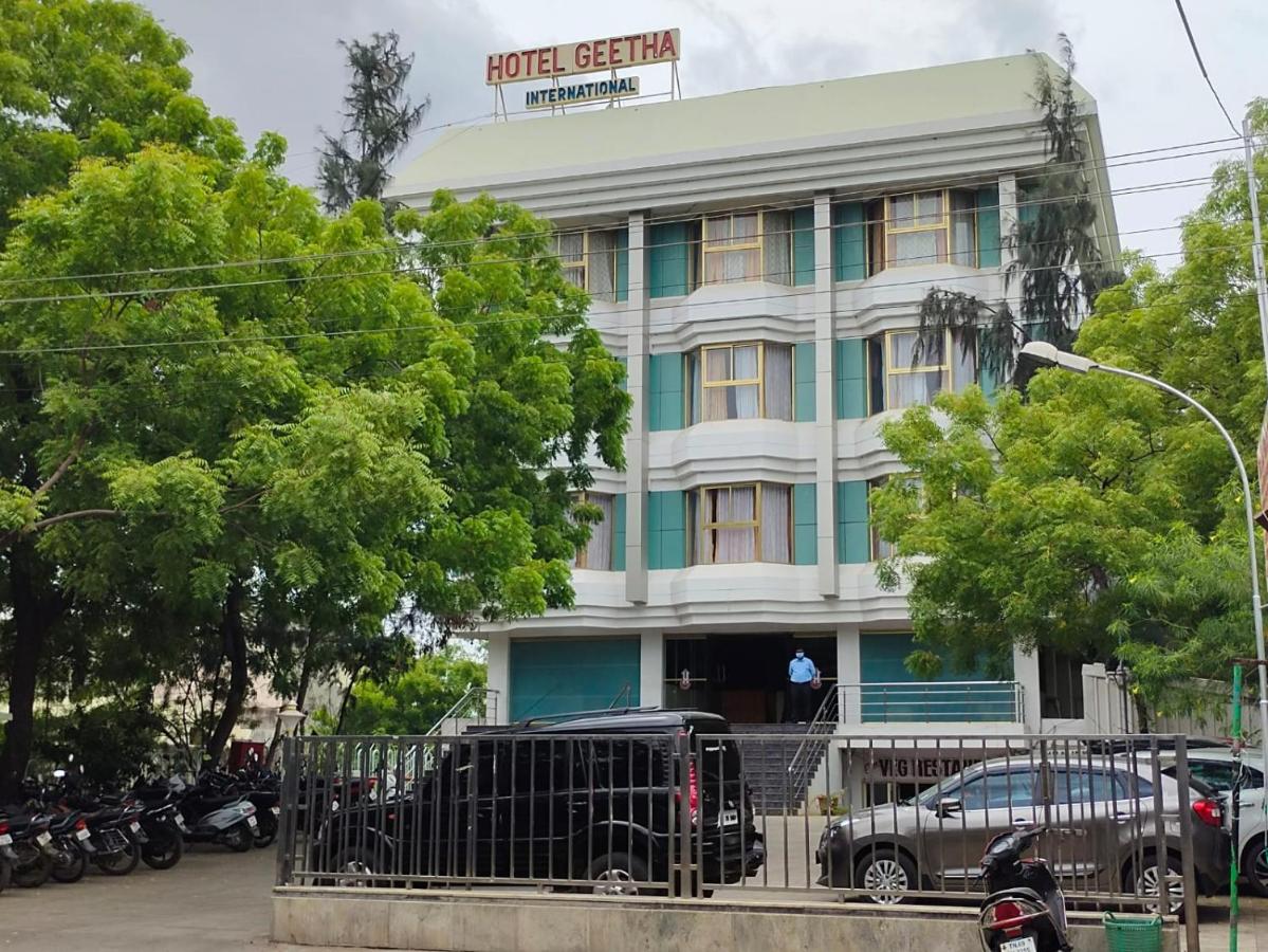 Geetha Intermational hotel in tuticorin
